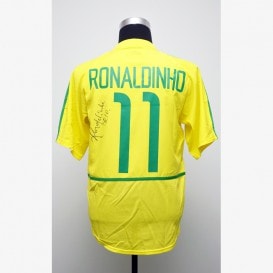 ロナウジーニョ直筆サイン入りブラジル代表06/07ホームユニフォーム