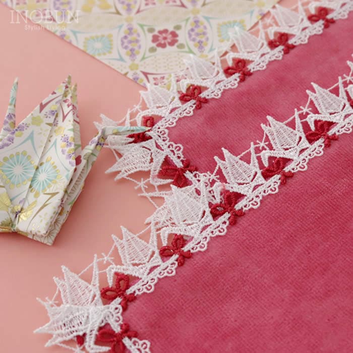 入荷待ち】近沢レース店 折り鶴 コーラルピンク 和レース タオルハンカチ