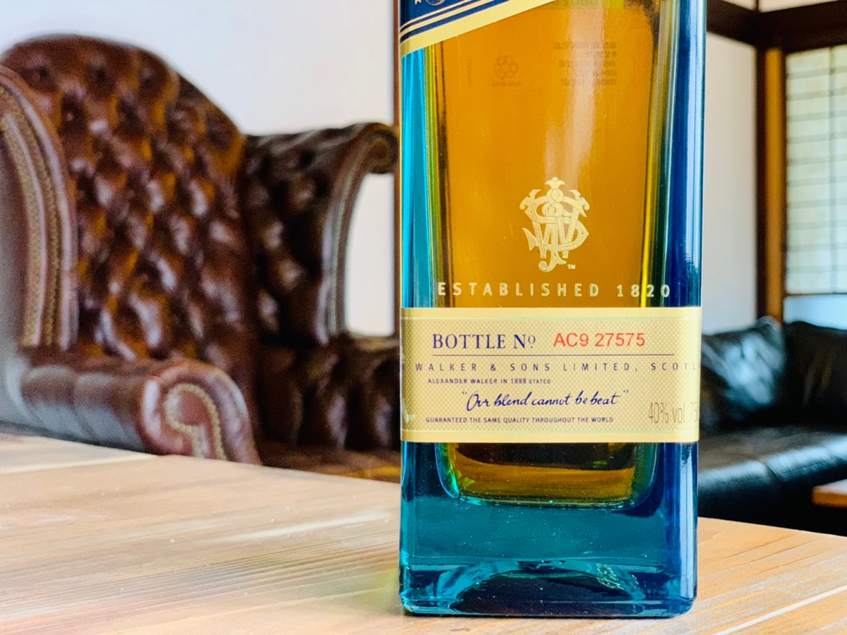 ウイスキー】ジョニーウォーカー ブルーラベル 750ml