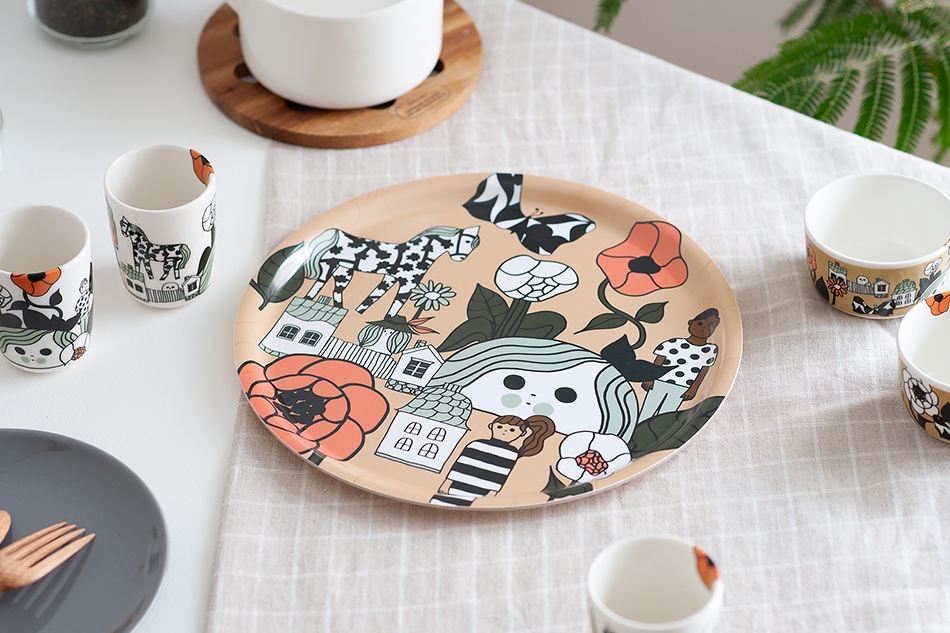 トレイ 31cm（マリメッコ／marimekko） フリーデザイン ｜ 北欧