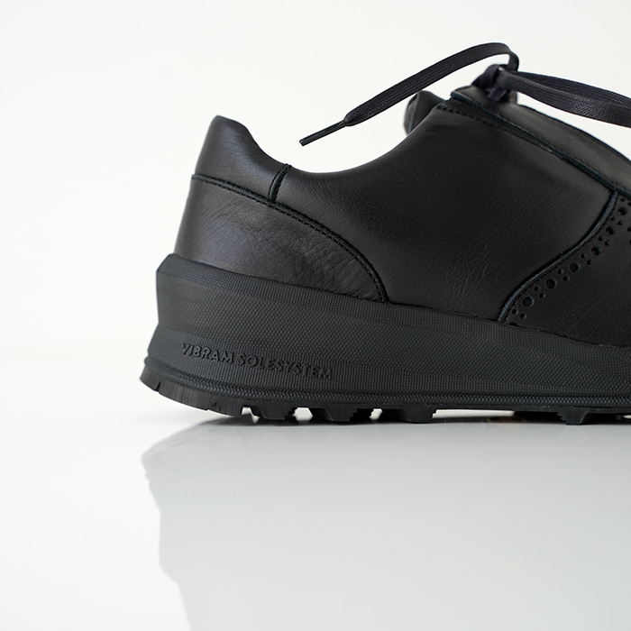 Active TRAVEL SHOES by chausser アクティブ トラベルシューズ バイ
