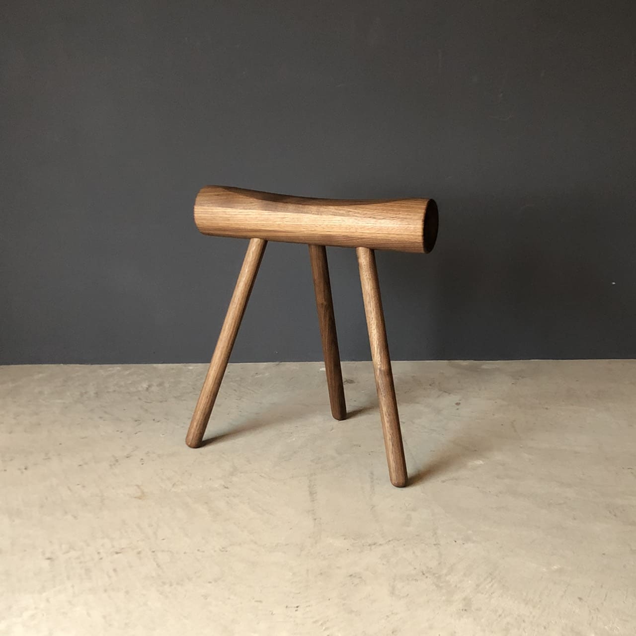 エントランススツール&シューホーン | チェア | イズミファニチャー