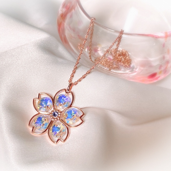 桜クリスタルロングペンダント(ギフトボックス別売) | 北一硝子