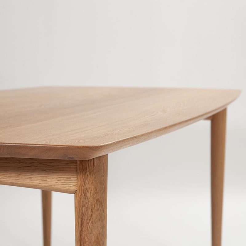 Swallowテーブル 幅160（サイズ変更可）×奥行90×高さ70cm｜オーク