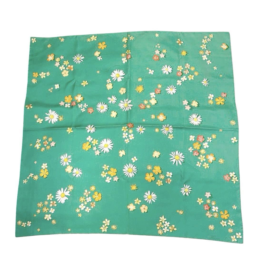 HERMES エルメス スカーフ カレ90 『ETRIERS(鎧・馬具柄)』 シルク