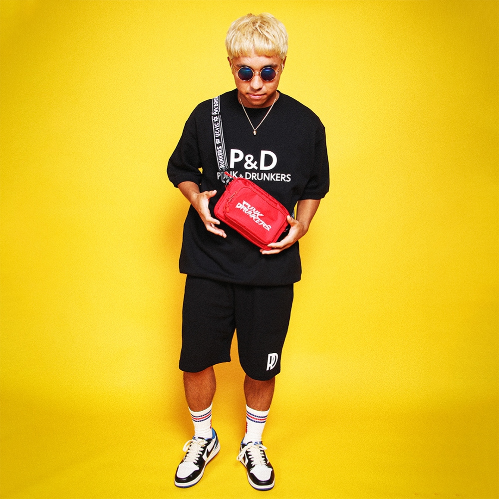 ギザロゴショルダーBAG | 全商品 | 鷹の爪Online Store