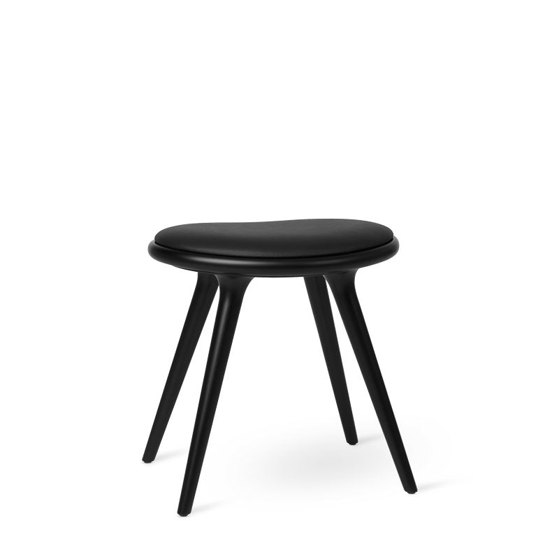 Low Stool - Black stained beechwood - 47 cm | Mater® | USA