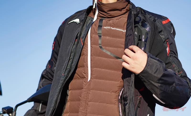 ジャケットを脱いでも様になる！ デザイン性も保温性もナイスな