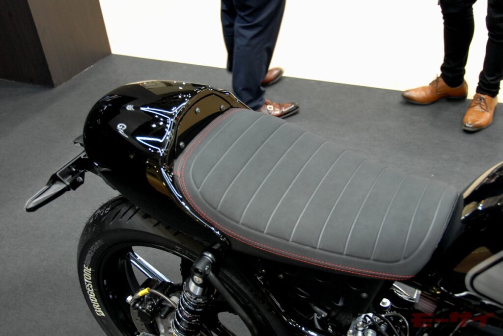 画像ギャラリー】「ポイントは純正シートのまま！」ホンダ GB350Sを