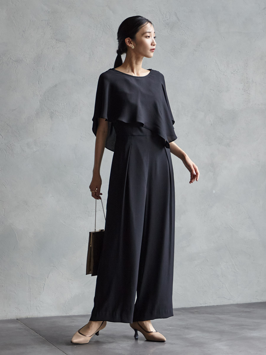 試着キャンペーン対象】ケープ付ストレートパンツオールインワン(M