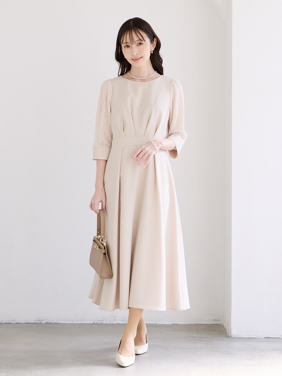 レース袖×ウエストタックフィット＆フレアワンピース(M ベージュ