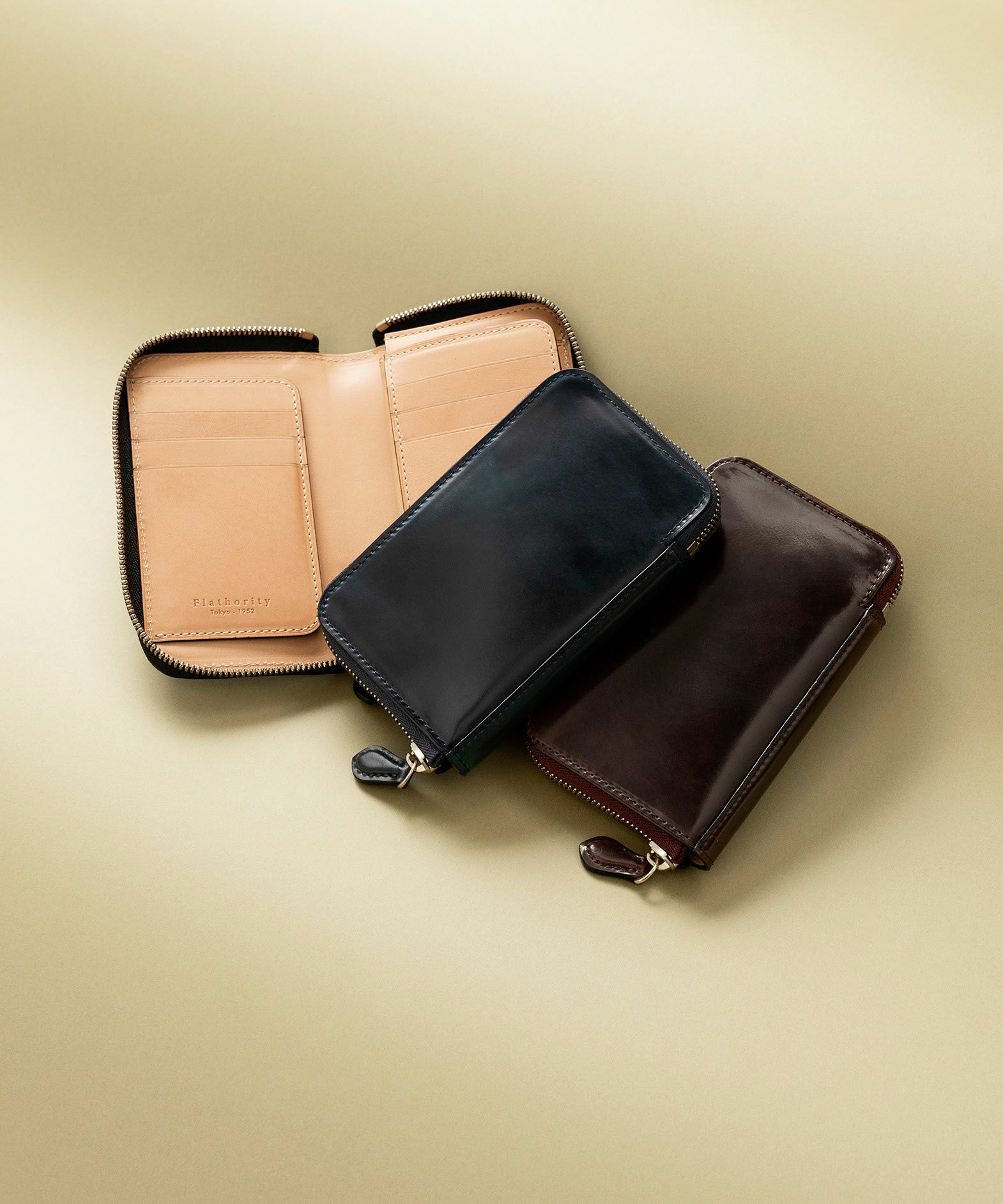 ホーウィン シェルコードバン ミドルラウンドジップ財布 | 大人の