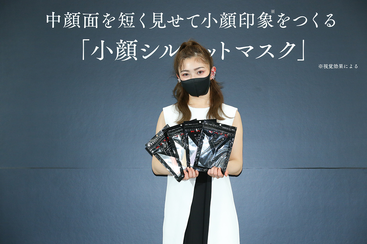 即完売した「ケイト」の“小顔シルエットマスク”第2弾の発売決定