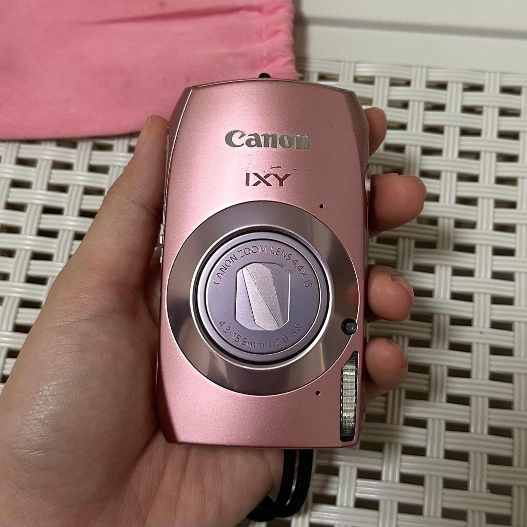 Canon ixy 31s pink, Photography, Cameras on Carousell