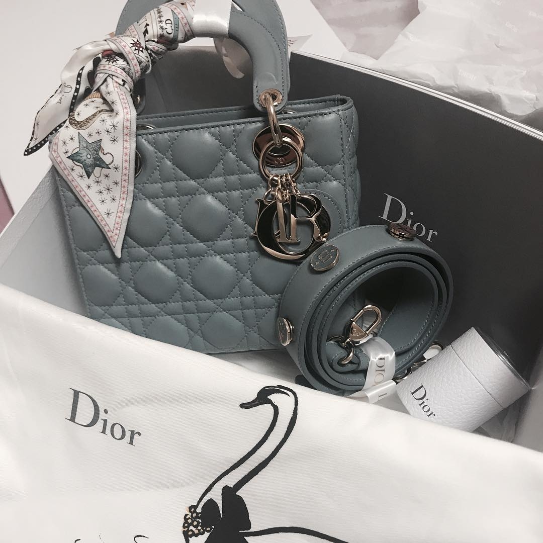女性たちの憧れ、Diorのアイコン♡いつかはGETしたいバッグ『Lady Dior