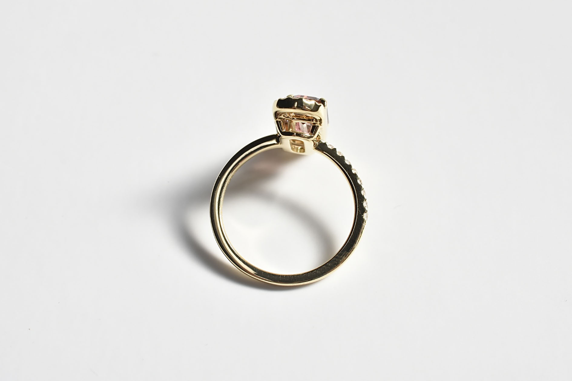 K18YG ﾊﾞｲｶﾗｰﾄﾙﾏﾘﾝﾘﾝｸﾞ 1.95ct | Merak jewelry shop | 福井県福井市