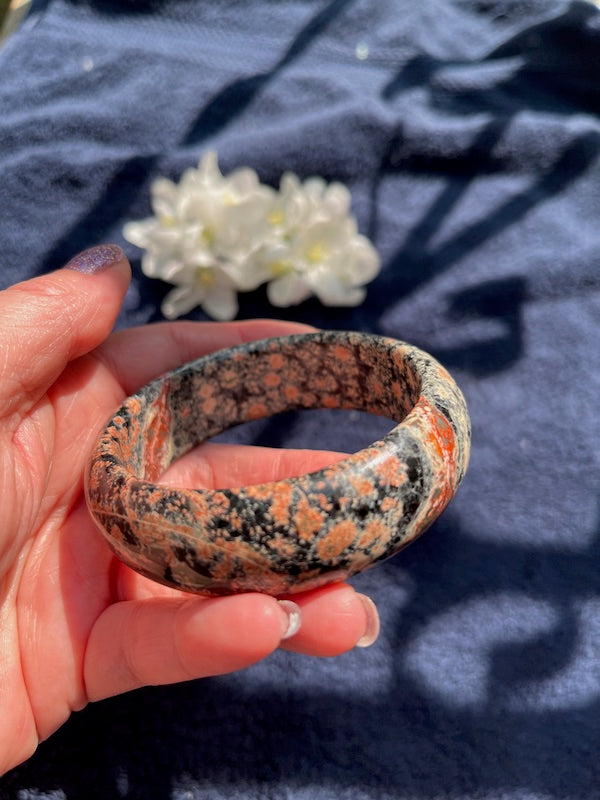 Beautiful big Bangle, snowflake obsidian, Size 58. - Metal Clay