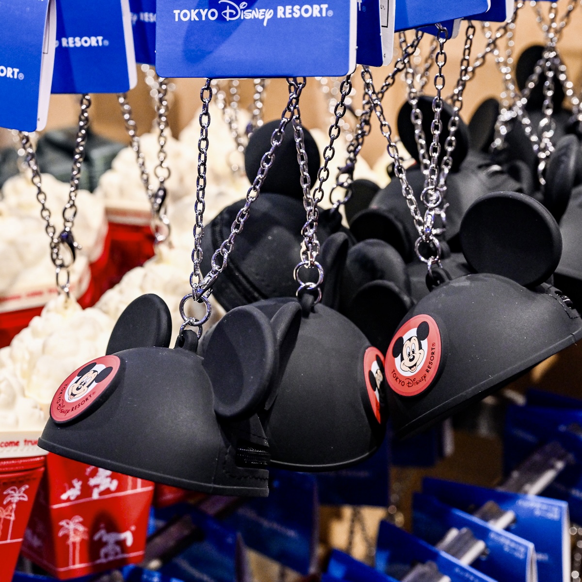 ミッキーイヤーハットデザイン！東京ディズニーランド バッグチャーム -