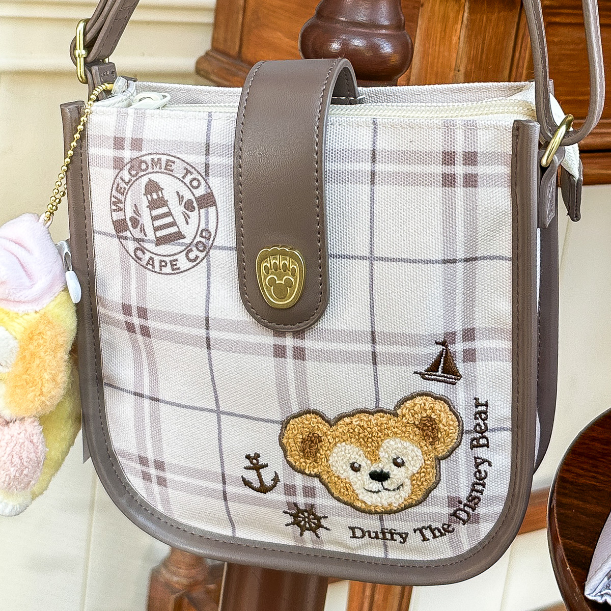 チェック柄の落ち着いたかわいさ！東京ディズニーシー「ダッフィー