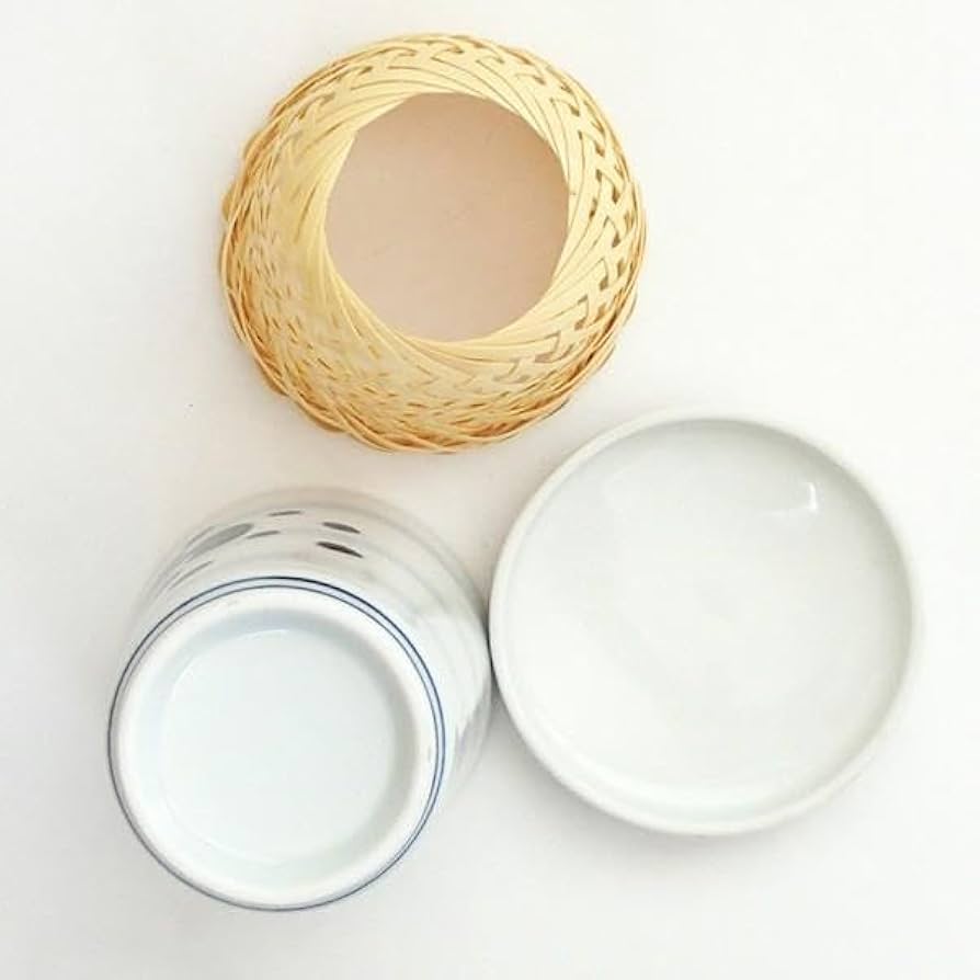 Amazon.co.jp: ヒレ酒カップ 竹製ハカマ付き 150cc 呉須ふぐ ひれ酒