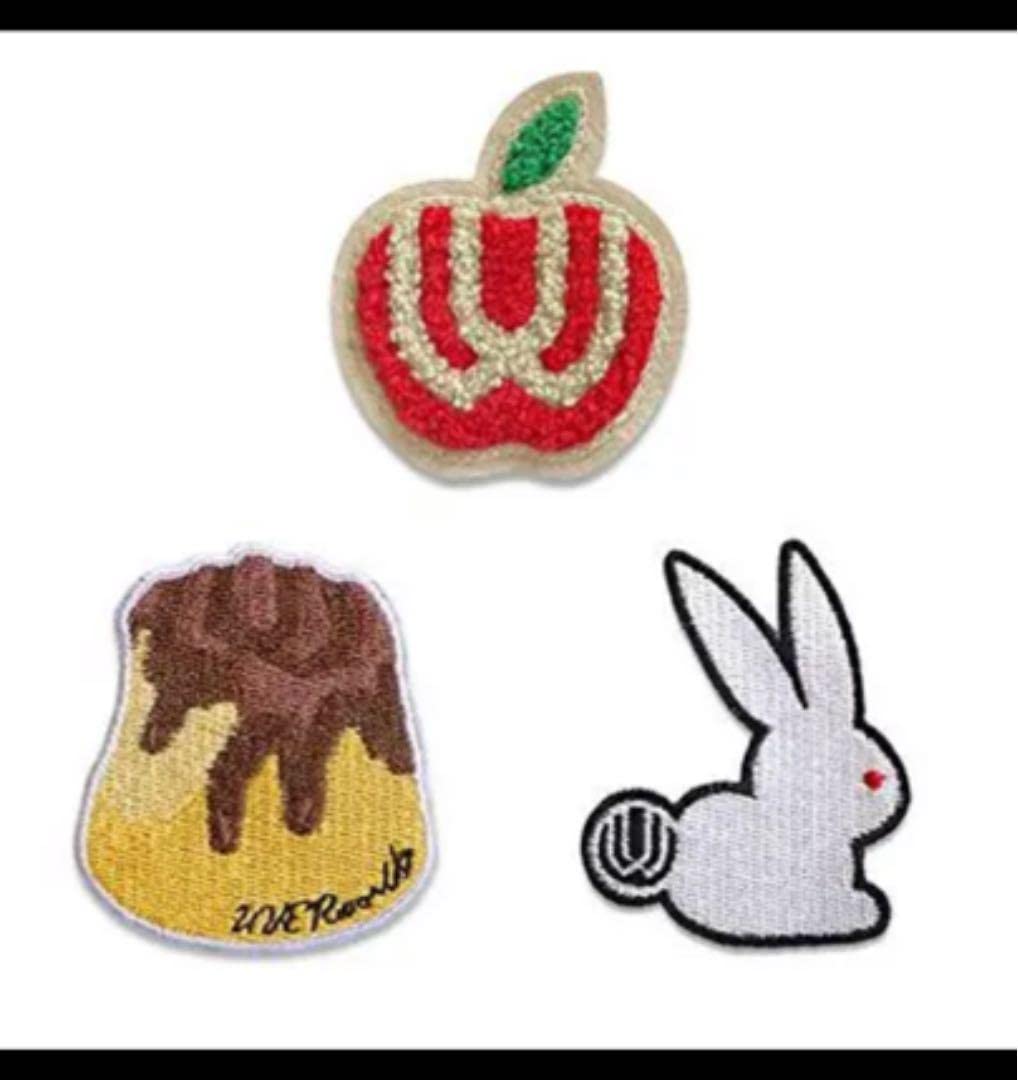 Amazon.co.jp: UVERworld グッズ ワッペンセット A＆B 品 : おもちゃ