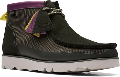 Amazon.com | Olive GTX Wallabee 2.0 by Clarks | Chukka