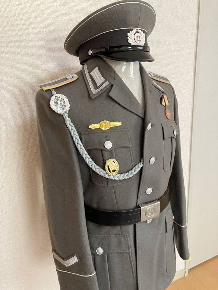 Amazon | 東ドイツ軍NVA通信伍長上衣、制帽セット | 戦闘服 通販