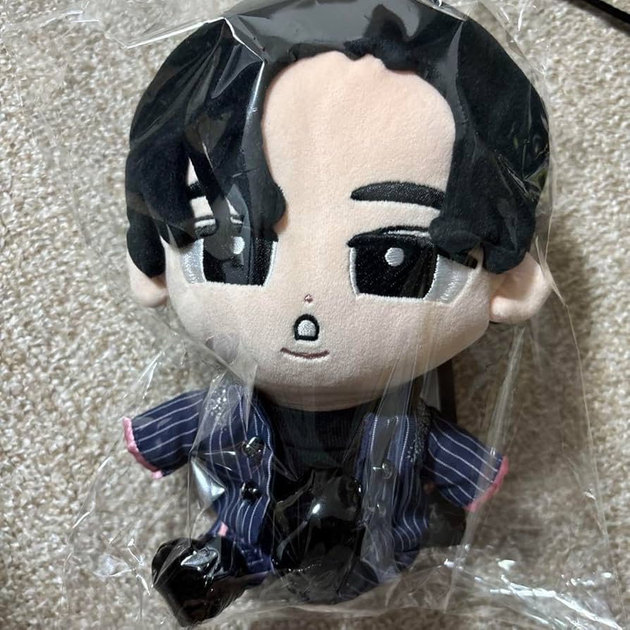 Amazon.co.jp: SnowMan すのちる BIG ぬいぐるみ 目黒蓮 めめ : おもちゃ