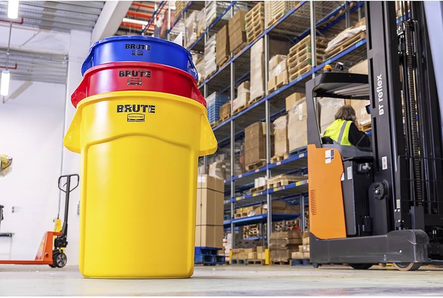 Amazon｜Rubbermaid (ラバーメイド) Vented BRUTE 丸型コンテナ 38L(10