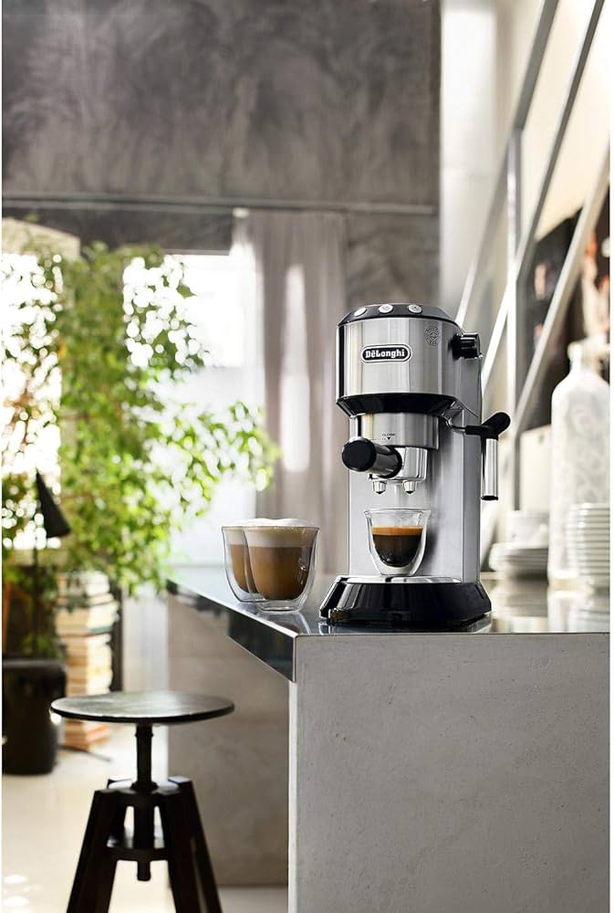 Amazon | Delonghi Dedica 15バー エスプレッソとカプチーノマシン