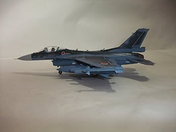 Amazon | 完成品 航空自衛隊 F2支援戦闘機 72分の1サイズ