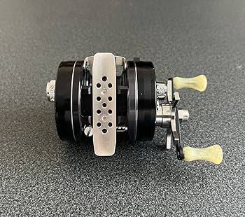 Amazon.co.jp: ABU アブ アンバサダー2500cスペシャル千鳥屋 月読