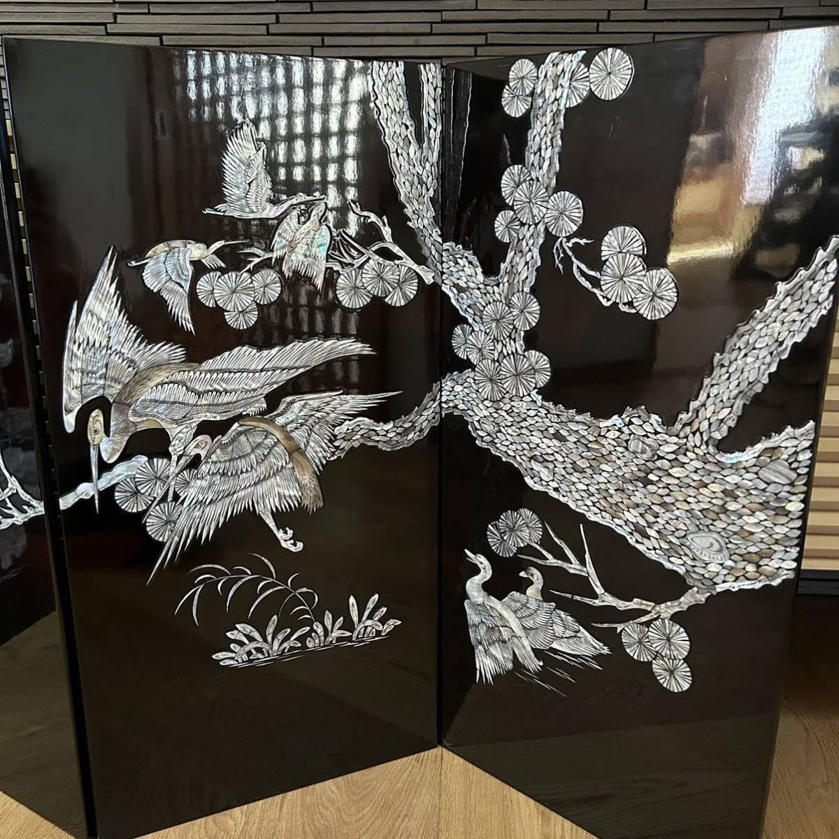 Amazon｜衝立 金屏風 漆塗り螺鈿細工 4曲1双 鶴 蓮の花 品 骨董品