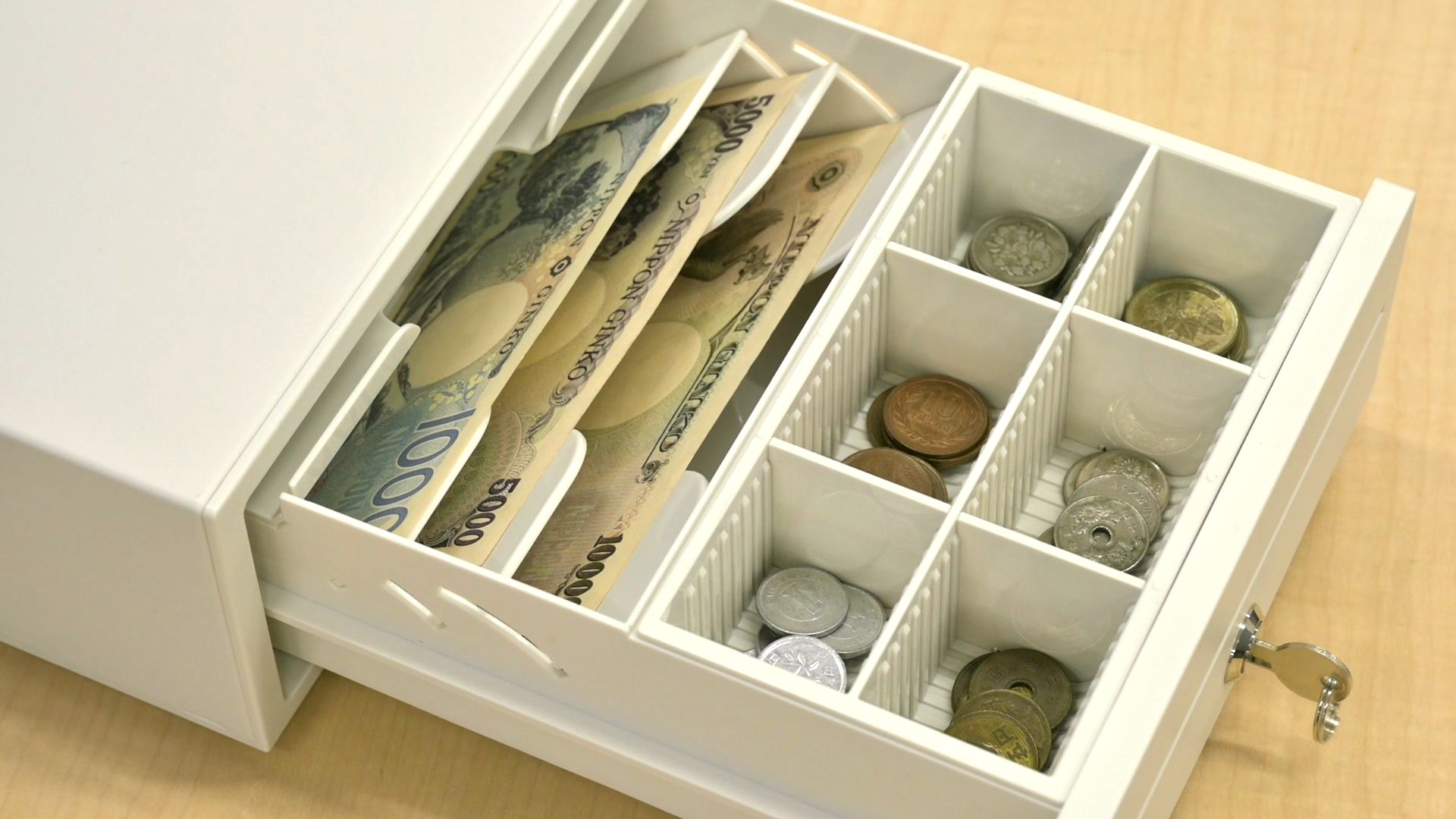 Amazon.co.jp: ナスコー 小型 キャッシュドロアーTC-208X A4サイズ