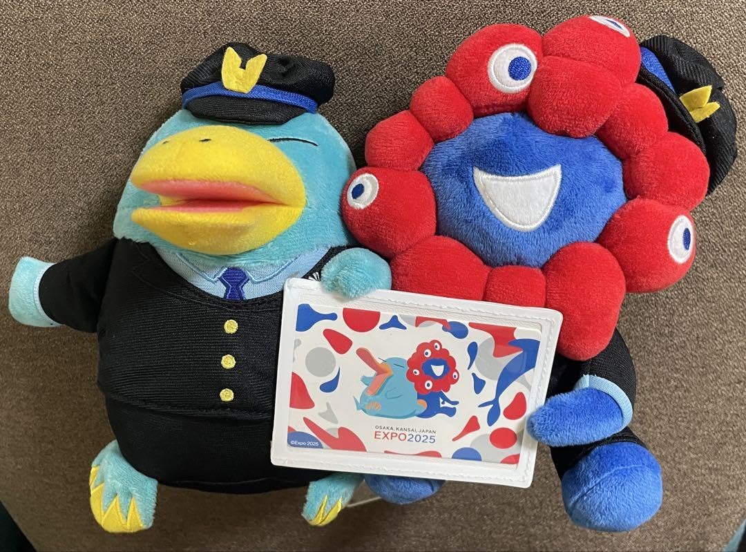 Amazon.co.jp: 万博 ミャクミャク イコちゃん カードケース付き駅員