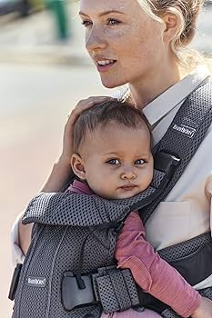 Amazon.co.jp: ベビービョルン 抱っこ紐 0カ月~36カ月まで 通気性の