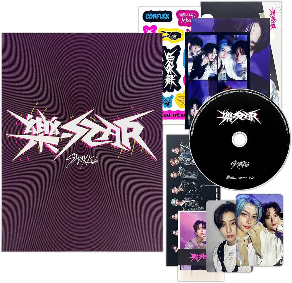 Amazon.co.jp: Stray Kids -樂-STAR (LIMITED STAR Ver.) Photobook +