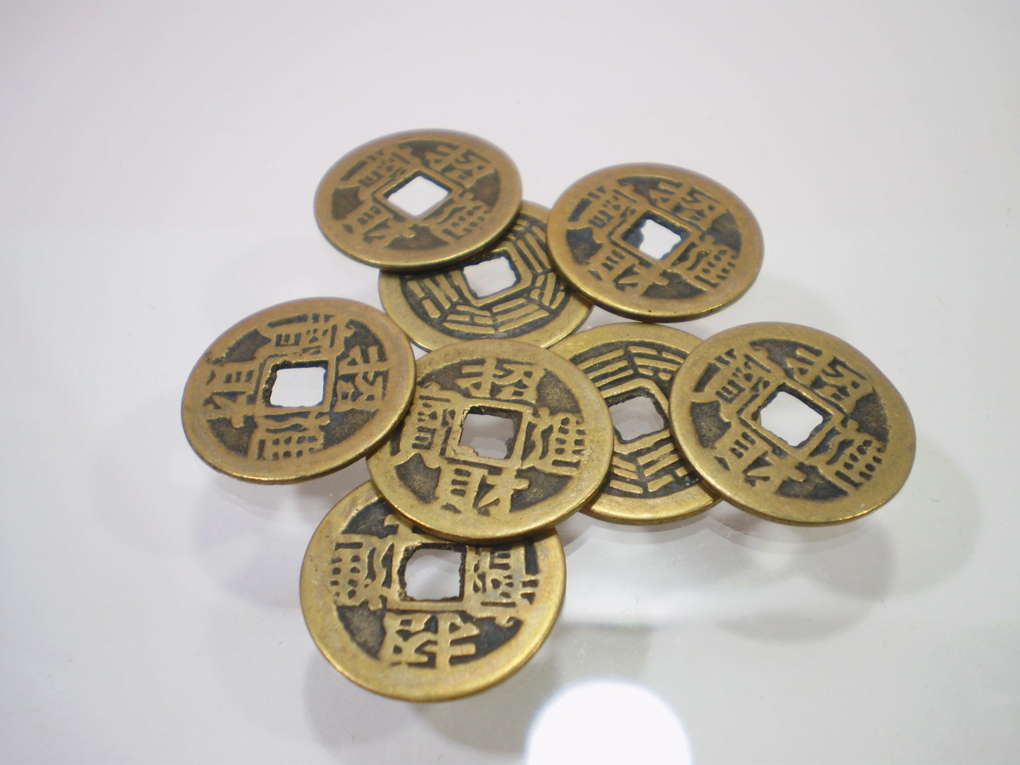 Amazon.co.jp: 風水金運アップアイテム 招財進宝(しょうざいしんぽう