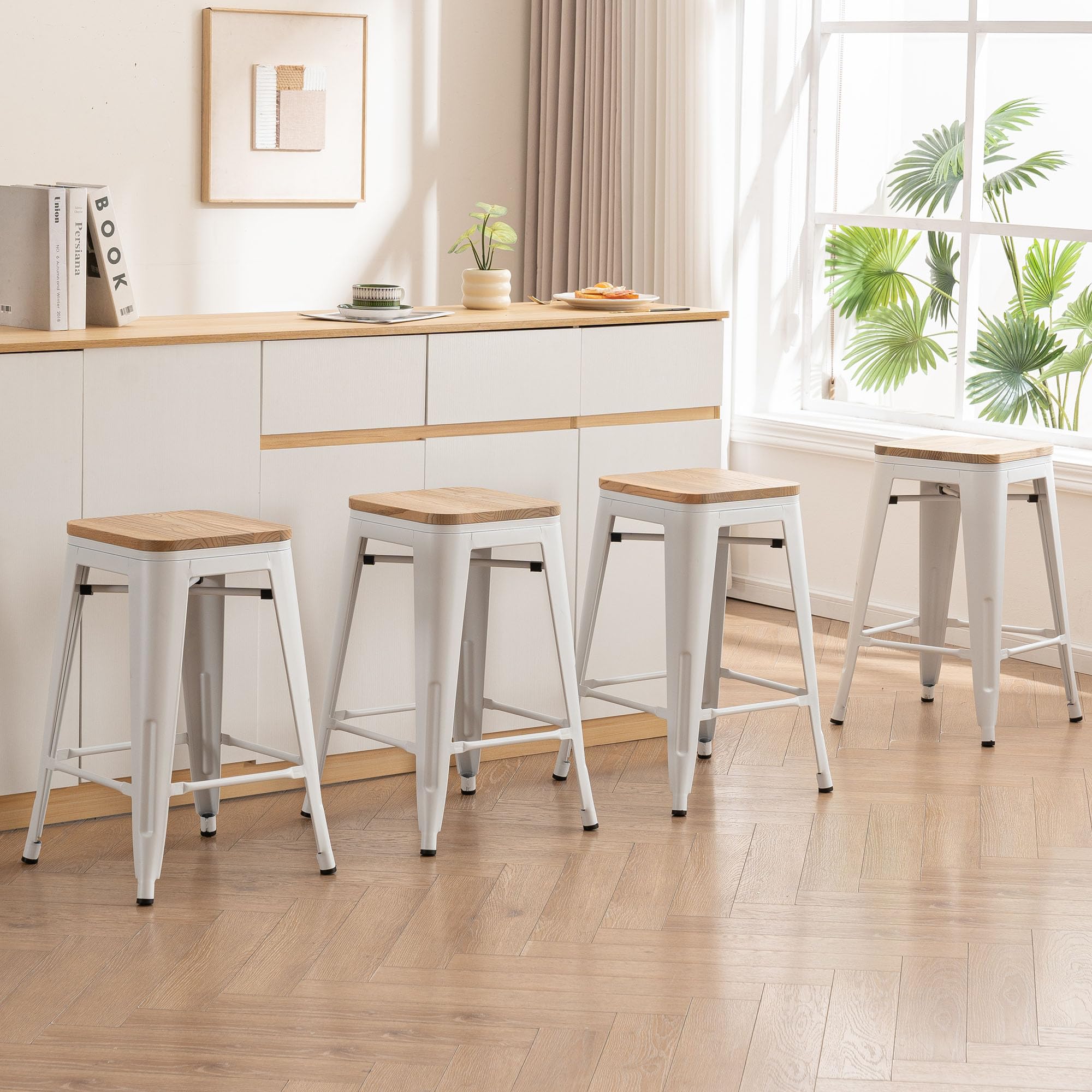Amazon｜YOUNUOKE カウンターチェア 4脚セット 木製座面 完成品