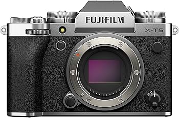 Amazon | 富士フイルム(FUJIFILM) ミラーレス一眼カメラ X-T5ボディ