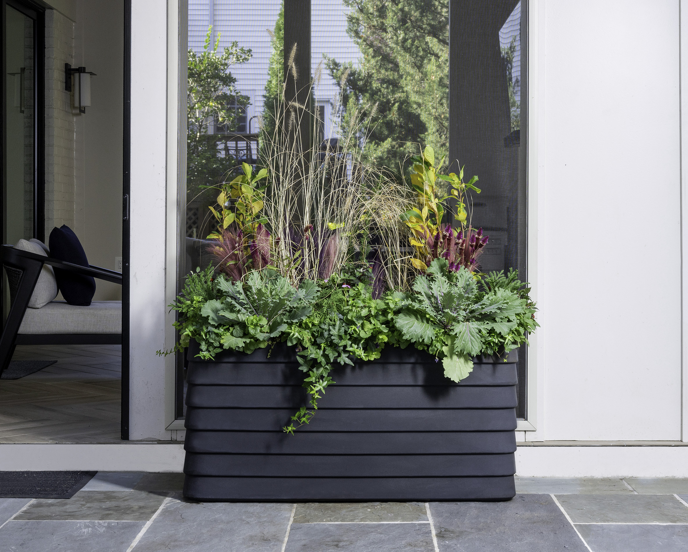 Amazon.com : Crescent Garden Dot TruDrop Indoor/Outdoor Planter