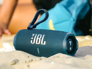 Amazon.co.jp: JBL CHARGE 6 ポータブルスピーカー 防水防塵 Bluetooth