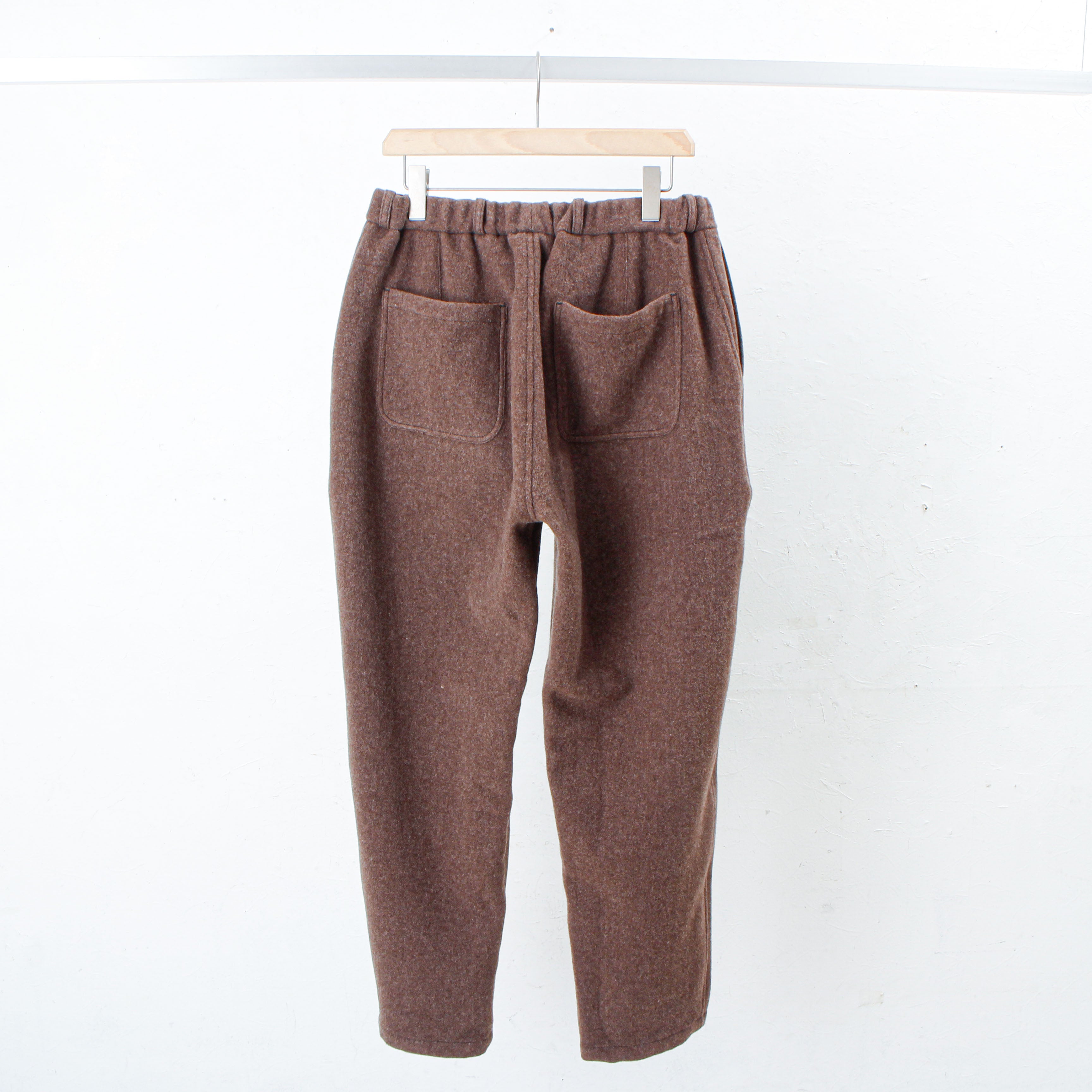 ストレートウールブランケットパンツ / 茶 – MIKIRIHASSHIN OFFICIAL