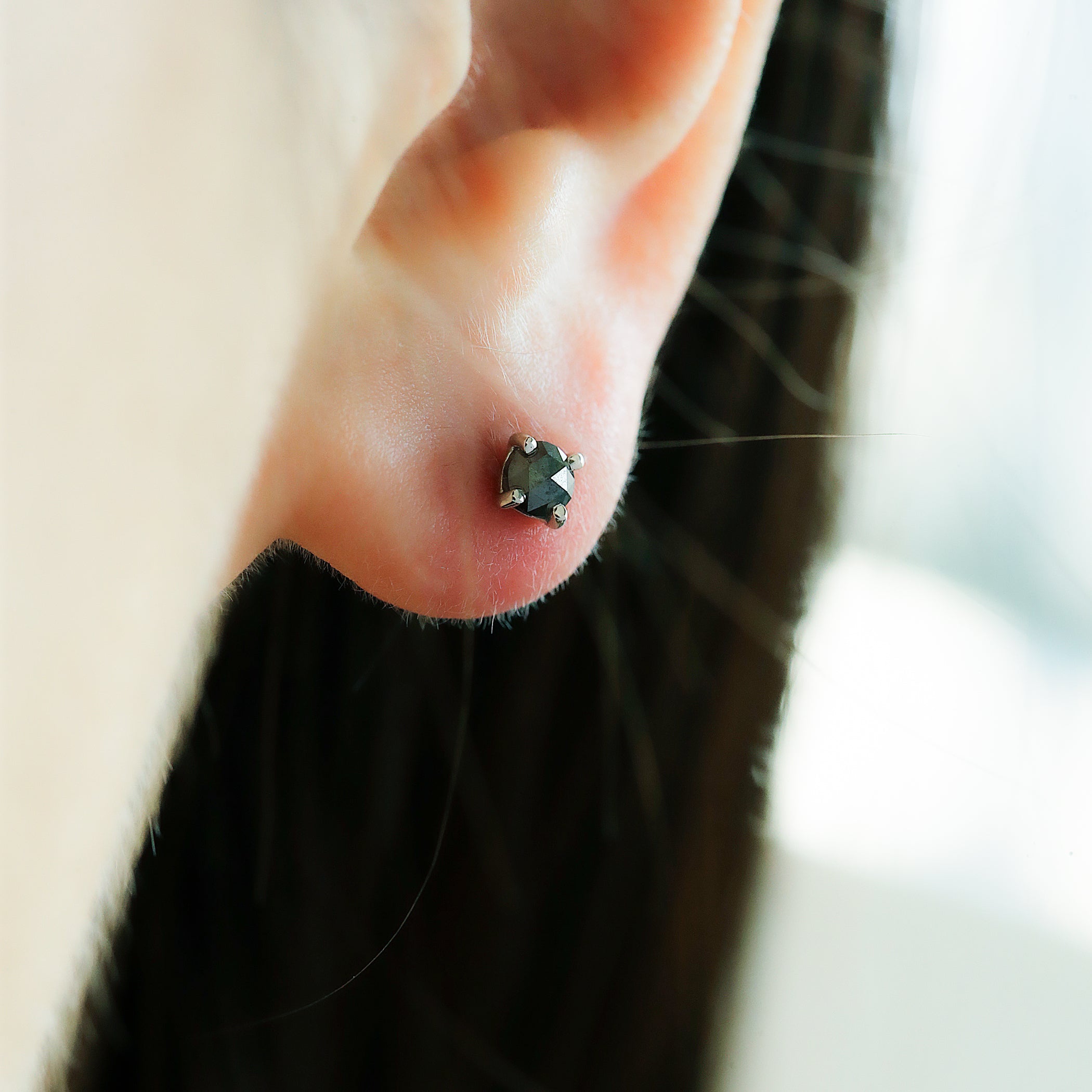 プラチナ ブラックダイヤモンド ピアス – Milluflora | ミルフローラ