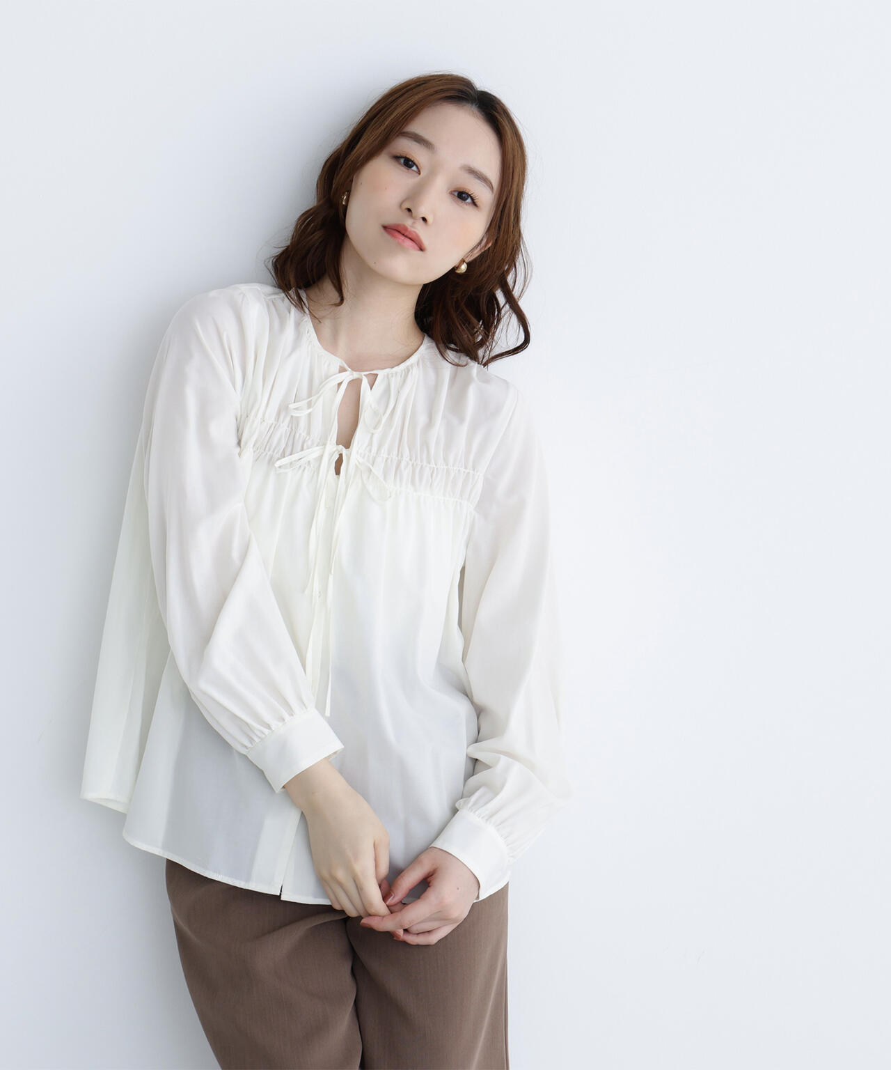 リボンギャザーブラウス | NATURAL BEAUTY BASIC（ナチュラル