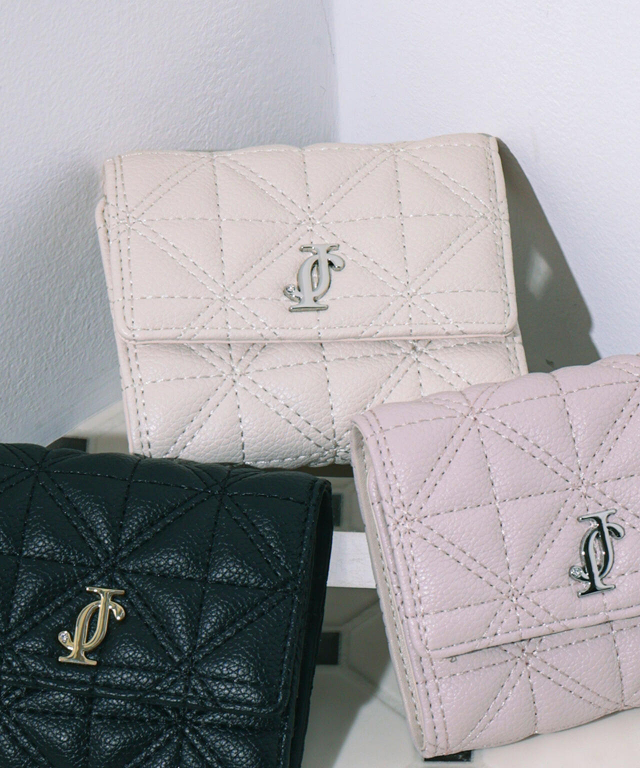 クロスJ キルト三つ折りウォレット | JILL by JILL STUART（ジル バイ