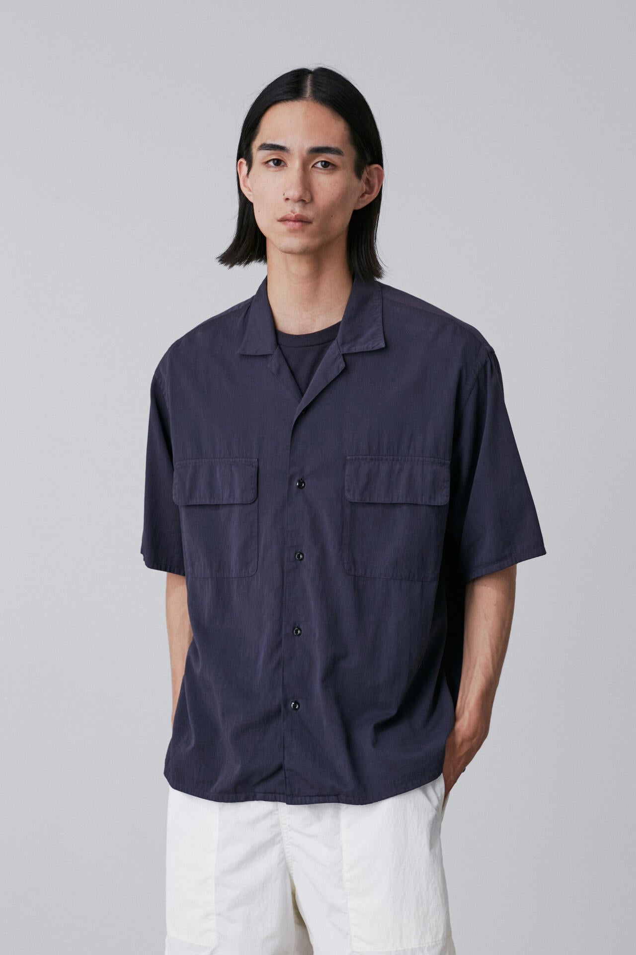 Y / ORGANIC COTTON WASHER SATIN OPEN COLLAR SHIRT | YLÈVE