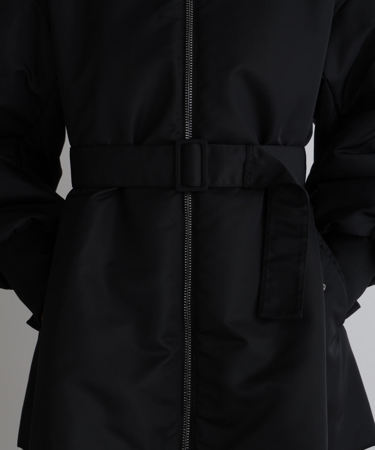 ナイロンウエストベルトパフィージャケット | LE PHIL（ル フィル