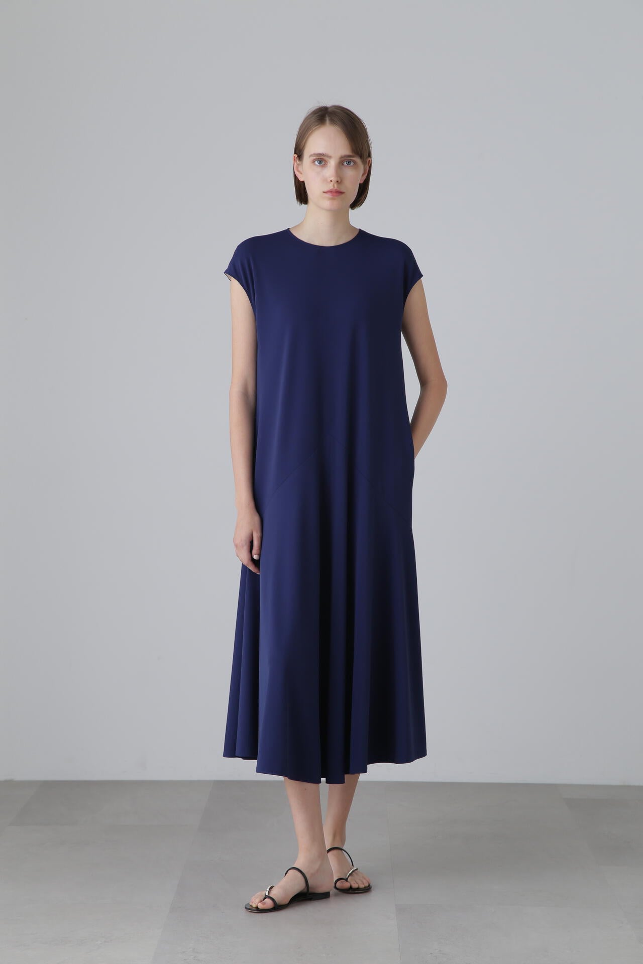 ユーティリティポンチワンピース | ADORE（アドーア） ｜【公式】通販