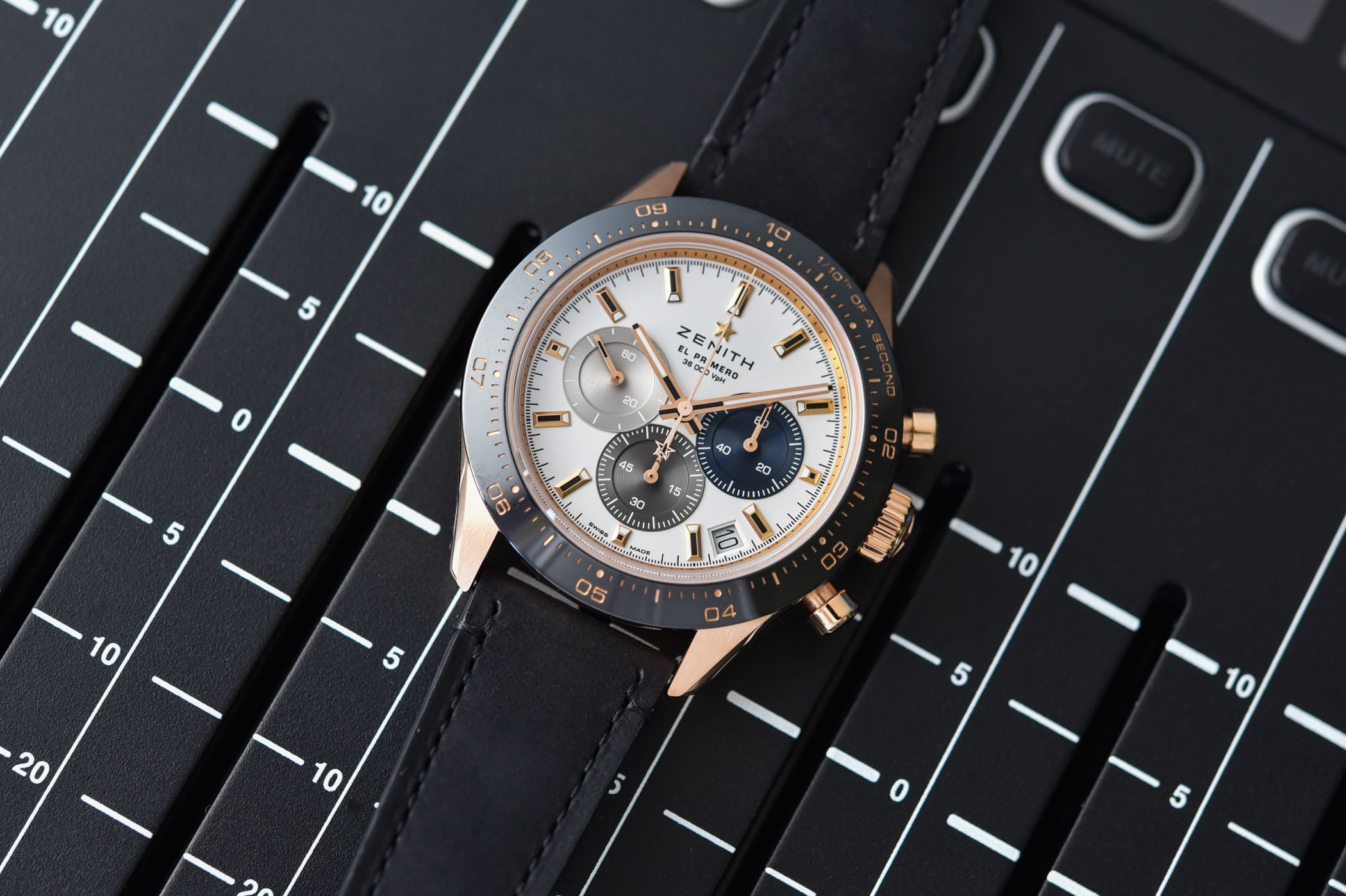 Hands-On - Zenith Chronomaster Sport Rose Gold (Specs & Price)